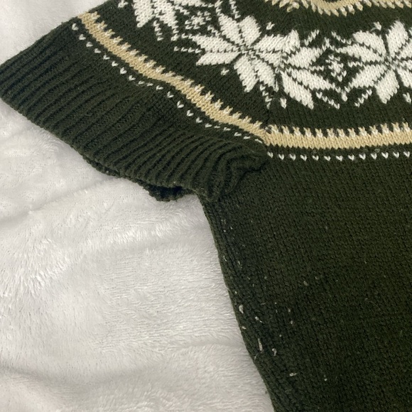 Dark green wintry cowl turtleneck neck tunic - Picture 12 of 16